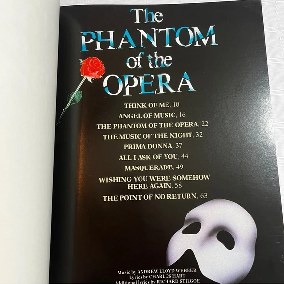 Vintage Andrew Lloyd Webber’s Phantom of the Opera Songbook with Photos - Picture 3 of 7